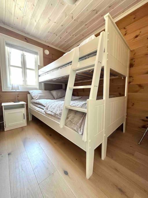 Lovise Mountain Apartment Stranda  Extérieur photo