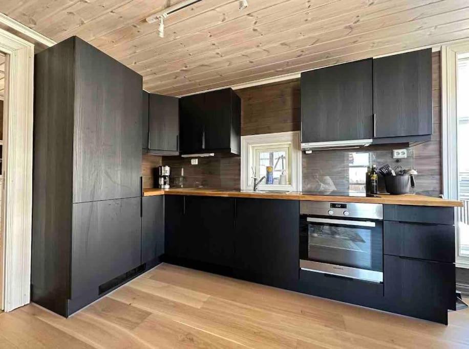 Lovise Mountain Apartment Stranda  Extérieur photo