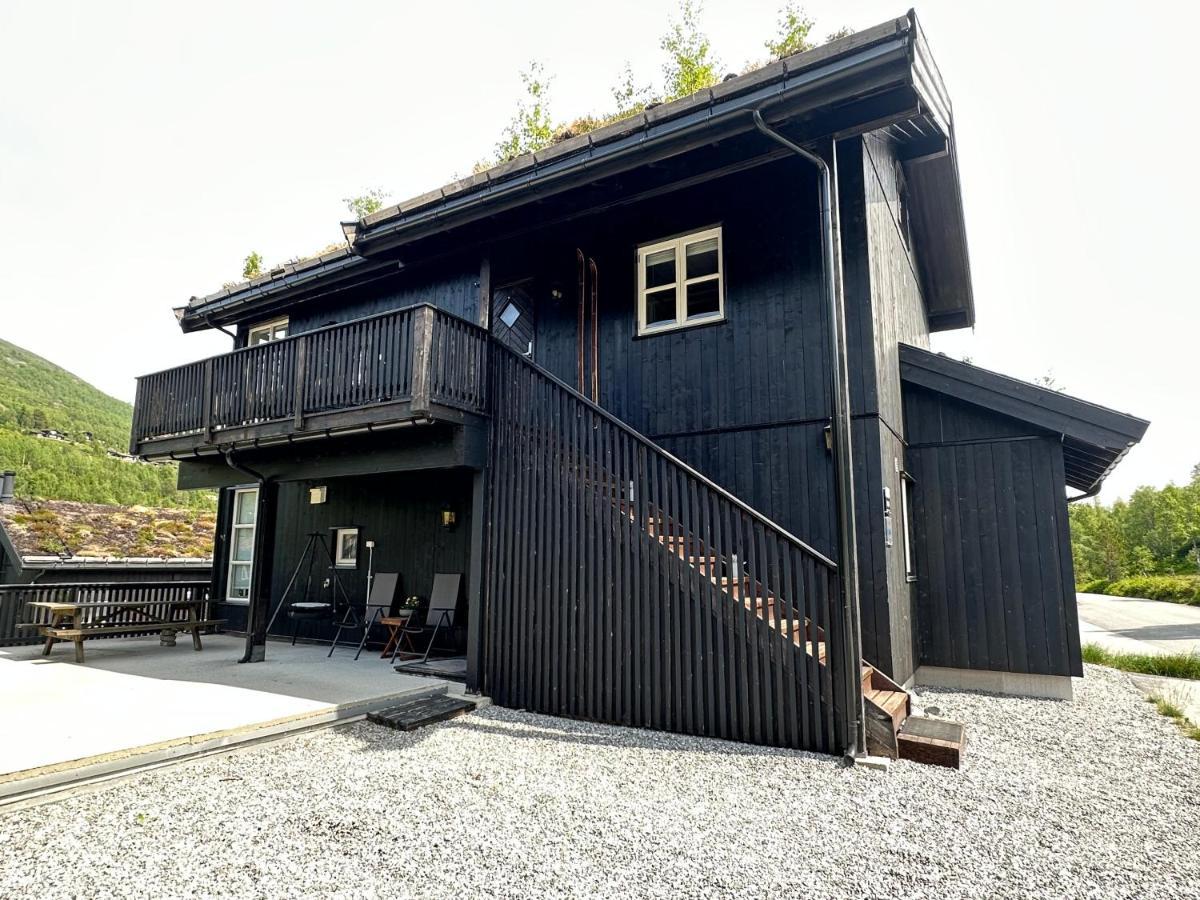 Lovise Mountain Apartment Stranda  Extérieur photo